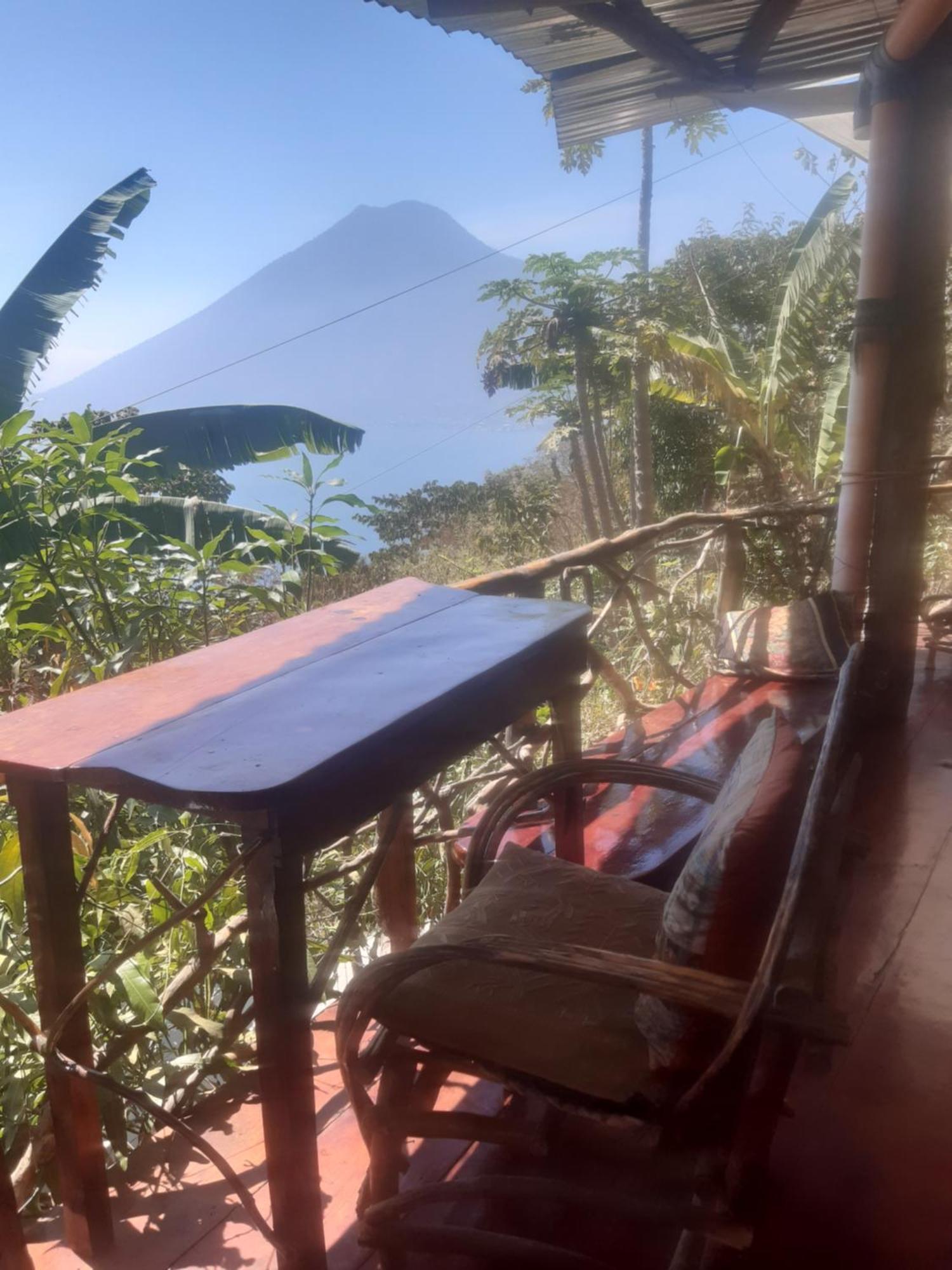 Earthship Atitlan Guest House Сан Маркос Ла Лагуна Екстериор снимка