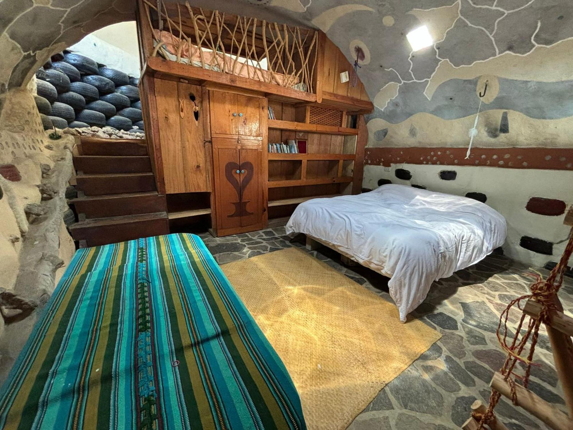 Earthship Atitlan Guest House Сан Маркос Ла Лагуна Екстериор снимка